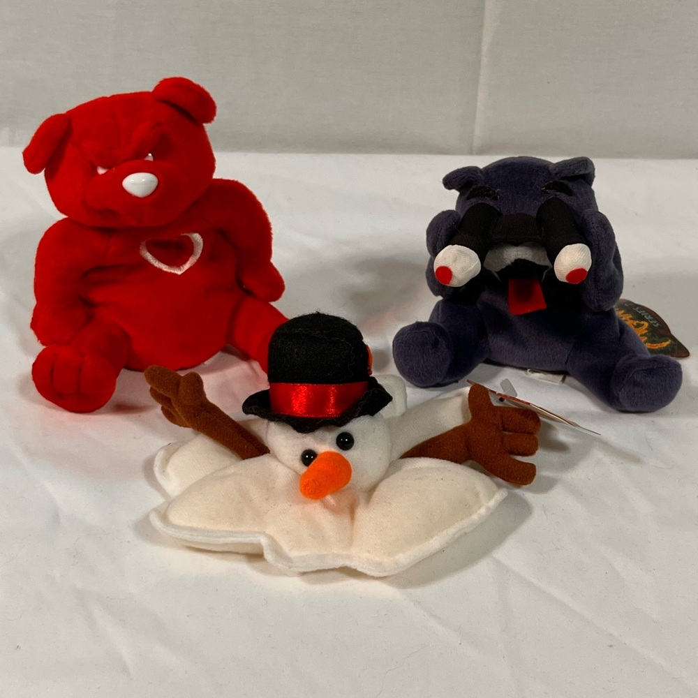VTG LOT OF 3 Meanies LIMITED EDITION Heartless Valentines Bear Stocking Stuffer.